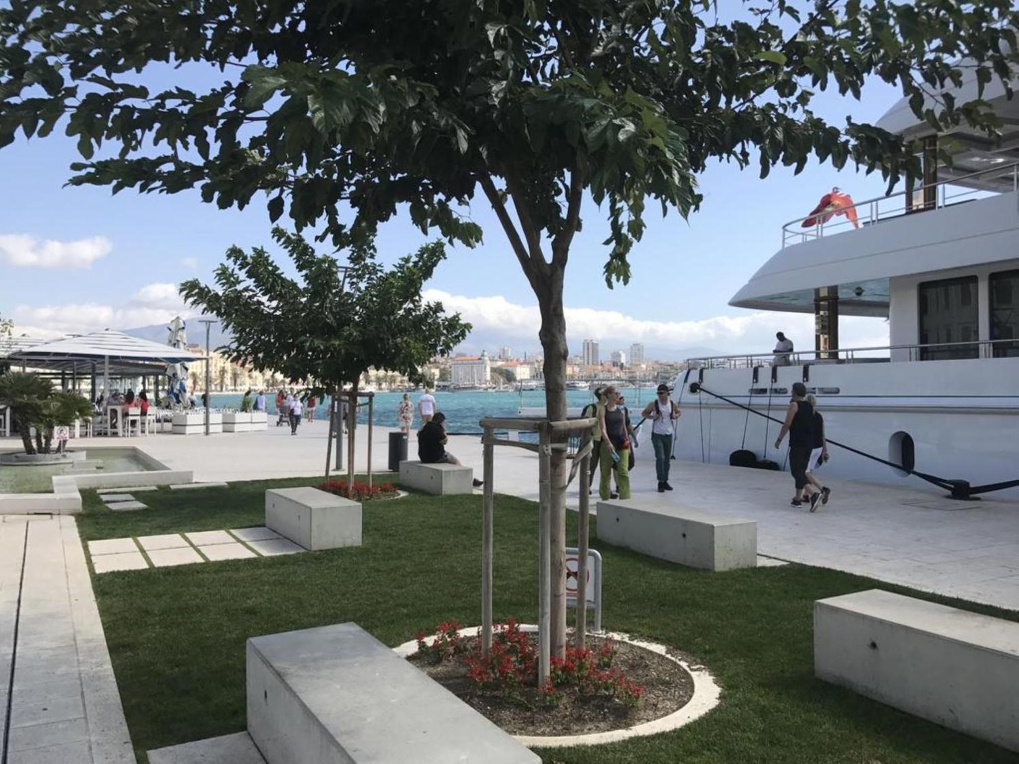 Beachfront Apartment Milan, With Balcony Split Ngoại thất bức ảnh